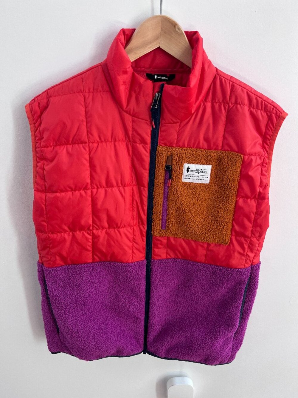 Cotopaxi Women’s Trico Hybrid Vest Canyon Foxglove Colorblock Size M